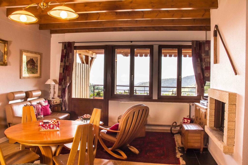 Les Gîtes d'Adelspach Gîtes&Spa en Alsace Aubure Zimmer foto